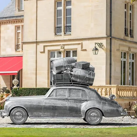 Chateau Pape Clement 3*