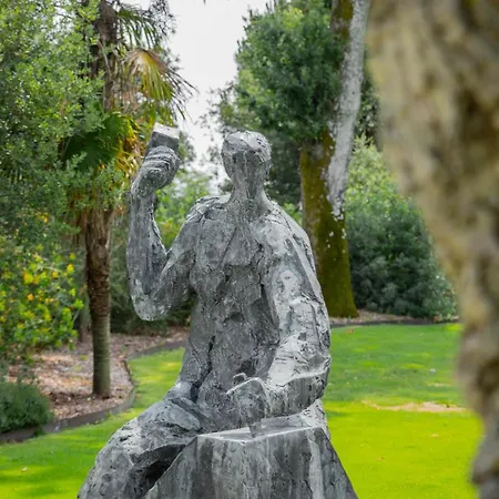 Chateau Pape Clement Hotel