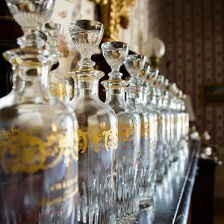 Hotel Chateau Pape Clement 3*