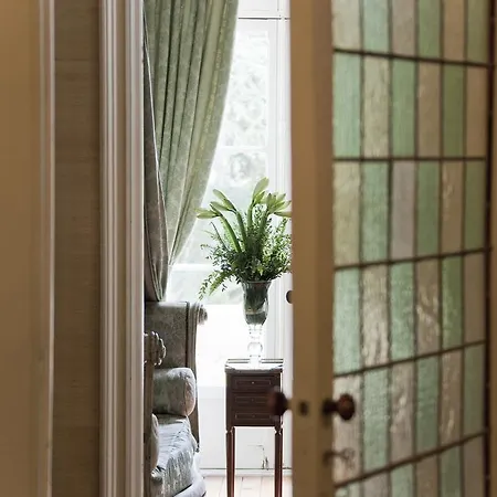 Hotel Chateau Pape Clement