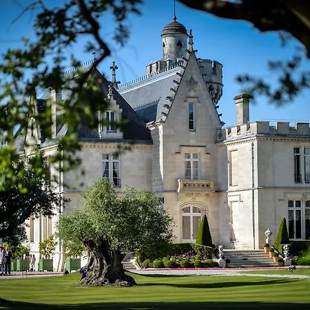 Hotel Chateau Pape Clement 3*