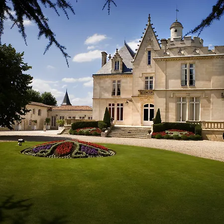 Chateau Pape Clement Hotel 3*