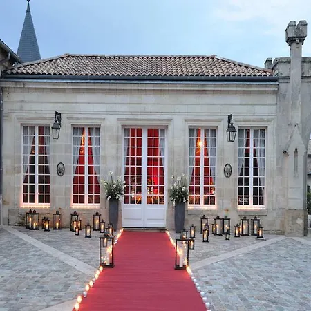 Chateau Pape Clement Hotel