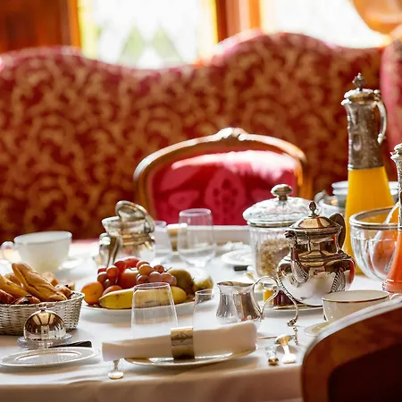 Chateau Pape Clement Hotel